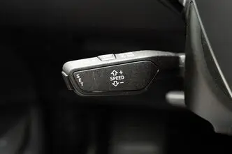Audi e-tron, 300 kW, elekter, automaat, nelikvedu