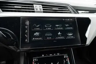 Audi e-tron, 300 kW, elekter, automaat, nelikvedu