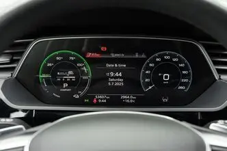 Audi e-tron, 300 kW, elekter, automaat, nelikvedu