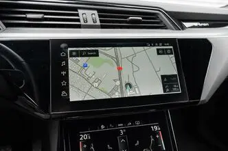 Audi e-tron, 300 kW, elekter, automaat, nelikvedu