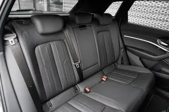 Audi e-tron, 300 kW, elekter, automaat, nelikvedu