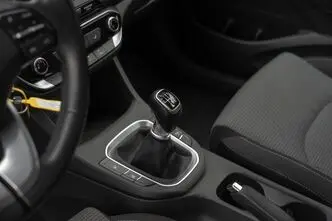 Hyundai i30, 1.5, 81 kW, bensiin, manuaal, esivedu