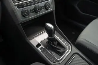 Volkswagen Golf, 1.6, 81 kW, diisel, automaat, esivedu