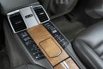 Porsche Panamera, 3.0, 309 kW, bensiin, automaat, nelikvedu