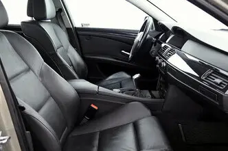 BMW 523, 2.5, 190 kW, bensiin, manuaal, tagavedu