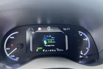 Toyota Yaris Cross, 1.5, 68 kW, hübriid, automaat, esivedu