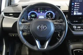 Toyota Corolla, 1.5, 92 kW, bensiin, manuaal, esivedu