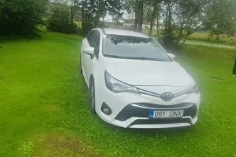 Toyota Avensis, 1.8, 108 kW, bensiin+lpg, automaat, esivedu
