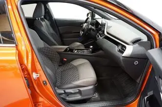 Toyota C-HR, 2.0, 112 kW, hübriid, automaat, esivedu
