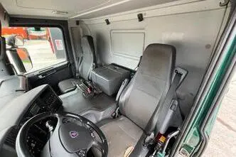 Scania P, 302 kW, diisel, automaat