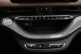 Fiat 500e, 87 kW, elekter, automaat, esivedu