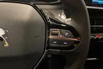 Peugeot e-2008, электричество, автомат, передний привод
