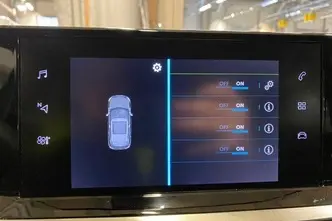 Peugeot e-2008, электричество, автомат, передний привод