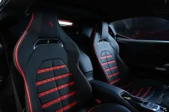 Ferrari SF90, 4.0, 735 kW, hübriid, automaat, nelikvedu