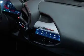 Ferrari SF90, 4.0, 735 kW, hübriid, automaat, nelikvedu