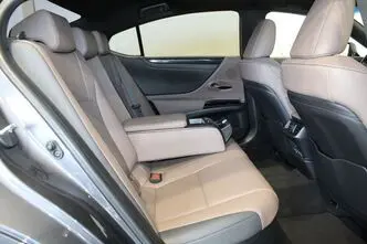 Lexus ES 300, 2.5, 131 kW, hübriid, automaat, esivedu