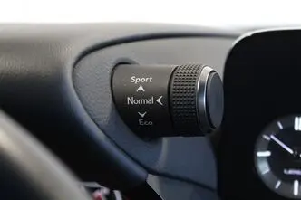 Lexus ES 300, 2.5, 131 kW, hübriid, automaat, esivedu