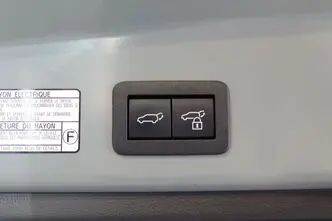Toyota Corolla Cross, 1.8, 72 kW, hübriid, automaat, esivedu