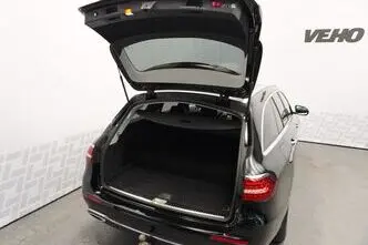 Mercedes-Benz E 300, 2.0, 143 kW, pistikhübriid, automaat, nelikvedu