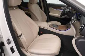 Mercedes-Benz E 300, 2.0, 143 kW, pistikhübriid, automaat, nelikvedu