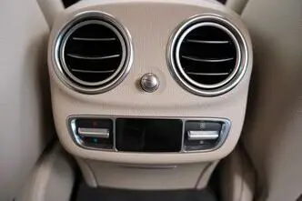 Mercedes-Benz E 300, 2.0, 143 kW, pistikhübriid, automaat, nelikvedu