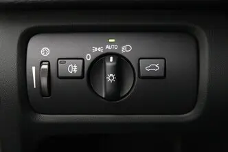 Volvo V40 Cross Country, 2.0, 110 kW, diisel, automaat, esivedu
