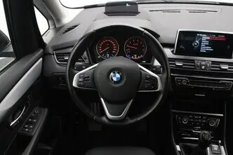 BMW 218, 1.5, 100 kW, bensiin, manuaal, esivedu