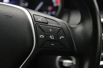 Mercedes-Benz A 180, 1.5, 80 kW, diesel, manual, front-wheel drive