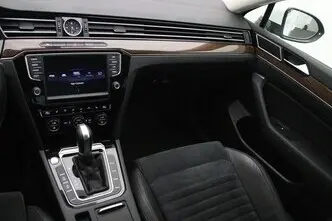 Volkswagen Passat, 1.8, 132 kW, бензин, автомат, передний привод