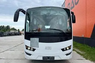 Isuzu Visigo 4x2, 6.7, 182 kW, дизель, автомат, задний привод
