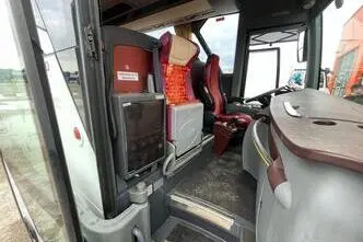 Isuzu Visigo 4x2, 6.7, 182 kW, дизель, автомат, задний привод