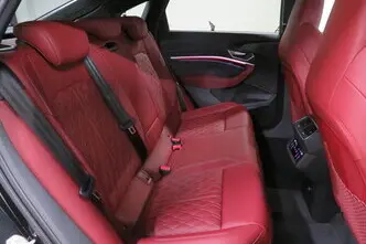Audi e-tron, 226 kW, электричество, автомат, полный привод