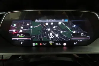 Audi e-tron, 226 kW, электричество, автомат, полный привод