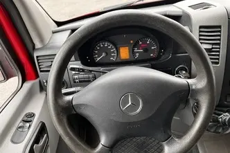 Mercedes-Benz Sprinter, 2.1, 120 kW, diesel, manual, rear-wheel drive