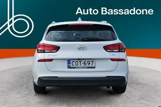 Hyundai i30, 1.4, 103 kW, bensiin, automaat, esivedu