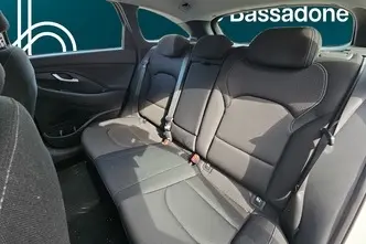 Hyundai i30, 1.4, 103 kW, bensiin, automaat, esivedu