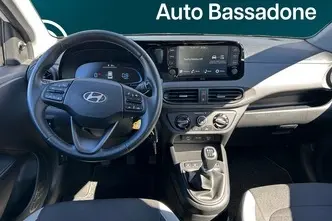 Hyundai i10, 1.0, 49 kW, bensiin, manuaal, esivedu