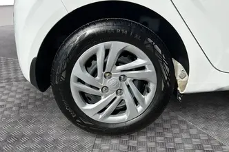 Hyundai i10, 1.0, 49 kW, bensiin, manuaal, esivedu