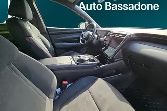 Hyundai Tucson, 1.6, 195 kW, plug-in hybrid, automatic, four-wheel drive