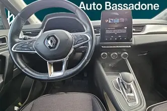 Renault Captur, 1.6, 68 kW, подключаемый гибрид, автомат, передний привод
