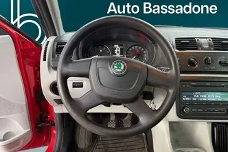 Škoda Roomster, 1.2, 63 kW, petrol, manual, front-wheel drive