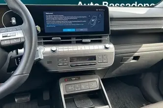 Hyundai Kona, 160 kW, электричество, автомат, передний привод