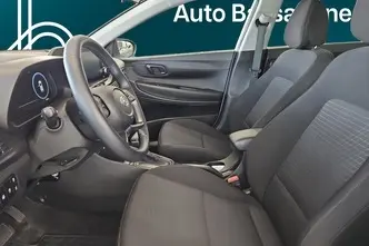 Hyundai i20, 1.0, 74 kW, hybrid, automatic, front-wheel drive