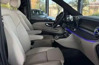 Mercedes-Benz V 300, 2.0, 174 kW, diesel, automatic, four-wheel drive