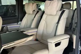Mercedes-Benz V 300, 2.0, 174 kW, diesel, automatic, four-wheel drive