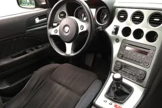 Alfa Romeo Alfa 159, 2.0, 125 kW, diesel, manual, front-wheel drive