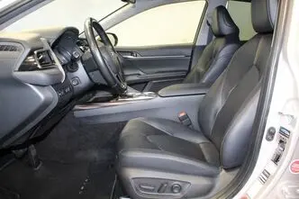 Toyota Camry, 2.5, 131 kW, hübriid, automaat, esivedu