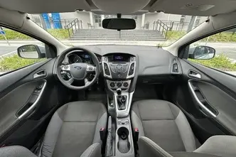 Ford Focus, 1.6, 77 kW, bensiin, manuaal, esivedu