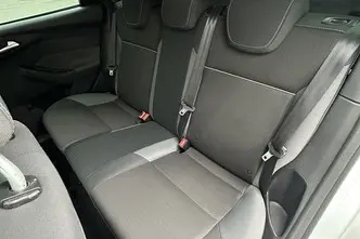 Ford Focus, 1.6, 77 kW, bensiin, manuaal, esivedu
