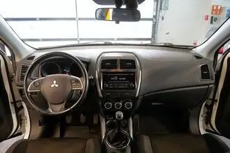 Mitsubishi ASX, 1.6, 86 kW, бензин, механическая, передний привод